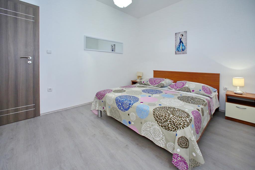 Apartments Kero بيبينيا المظهر الخارجي الصورة