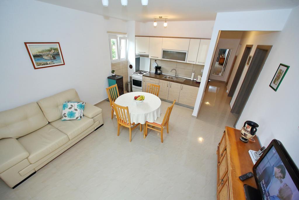 Apartments Kero بيبينيا المظهر الخارجي الصورة