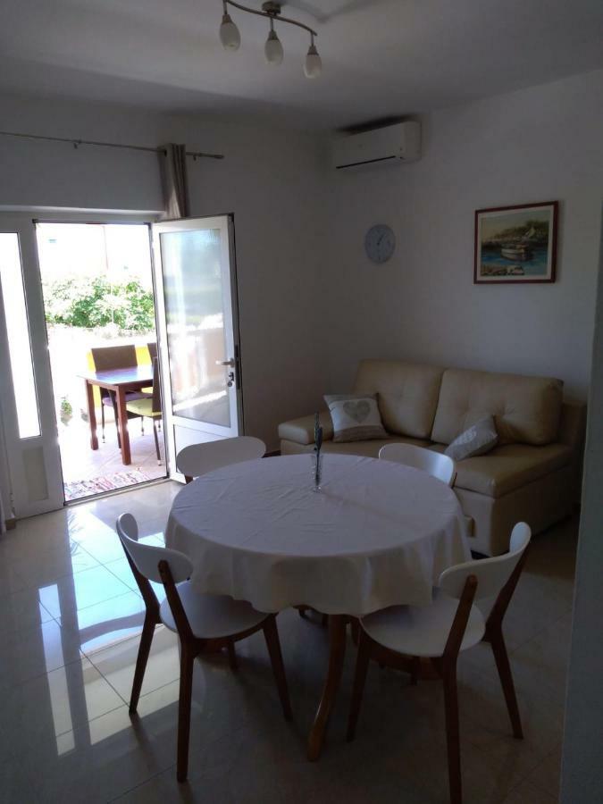 Apartments Kero بيبينيا المظهر الخارجي الصورة