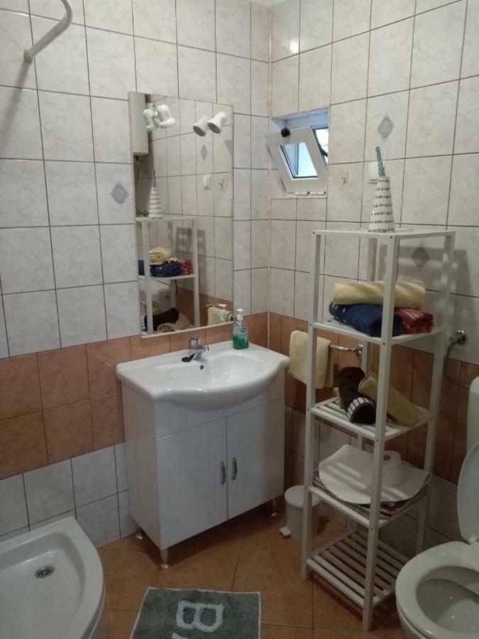 Apartments Kero بيبينيا المظهر الخارجي الصورة